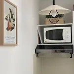 Logement 2 Chambres Lumineux, Parking Proche Centre Ville * ペリグー