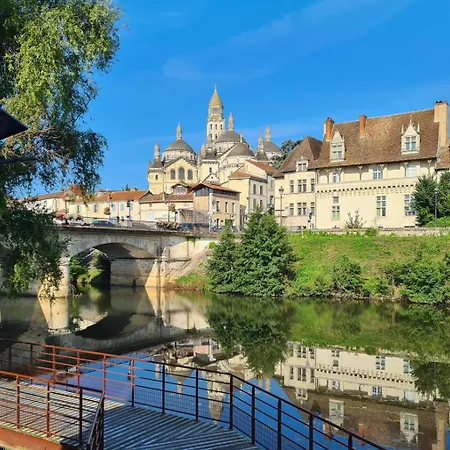 Apartment Sejour Calme & A 2 *