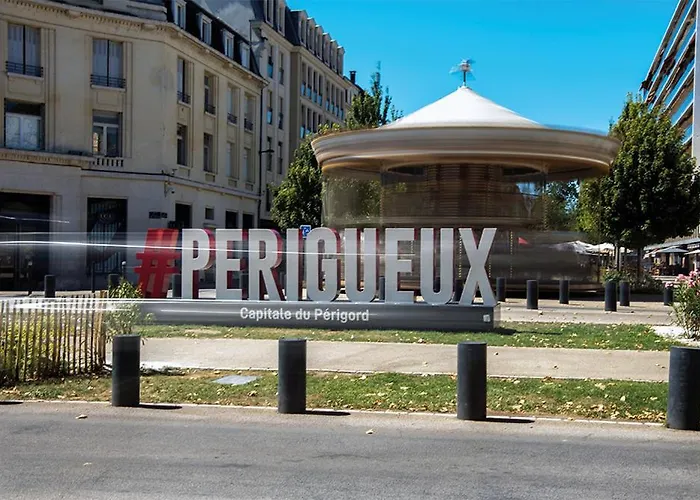 Appartement Cosy A Avec 2 Chambres, Wifi Fibre Périgueux