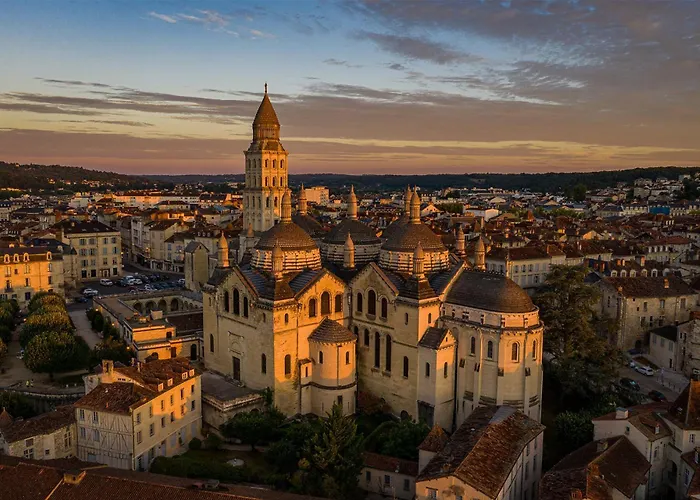 Cosy A Avec 2 Chambres, Wifi Fibre Apartment Perigueux